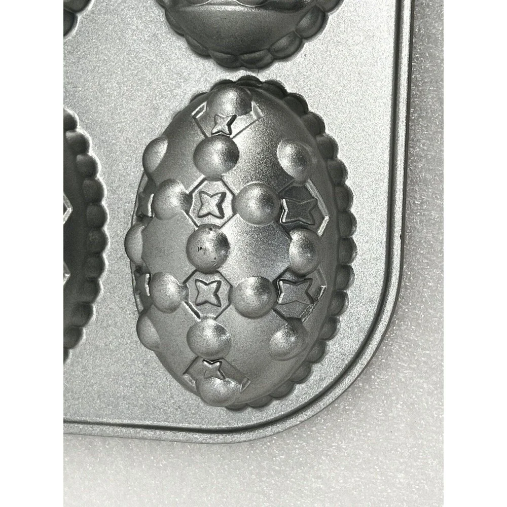 Nordic Ware Easter Egg Baking Mold 9 Muffin Mini Cake Cast Aluminum Pan USA